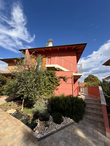 Esterno - Vista della struttura